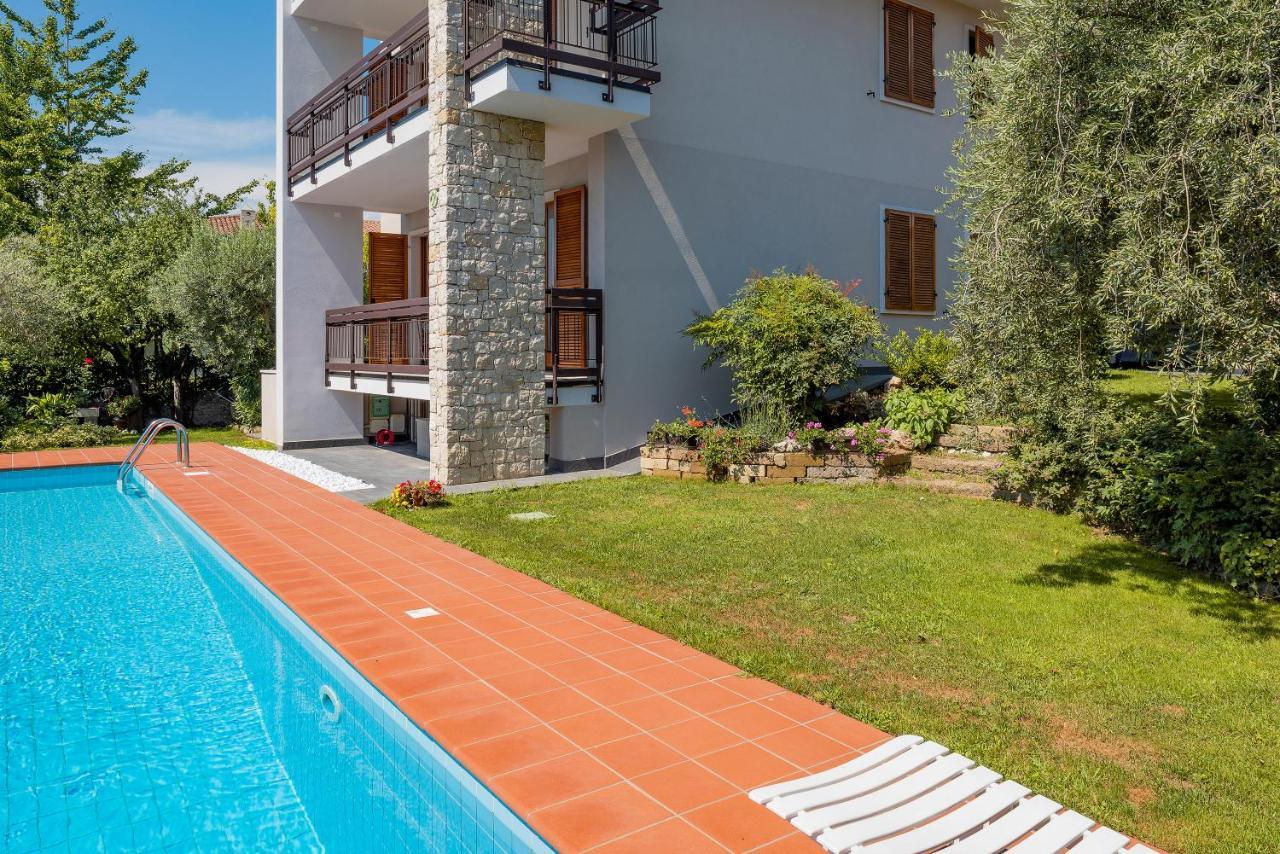 Casa Davide Apartment Бардолино Екстериор снимка