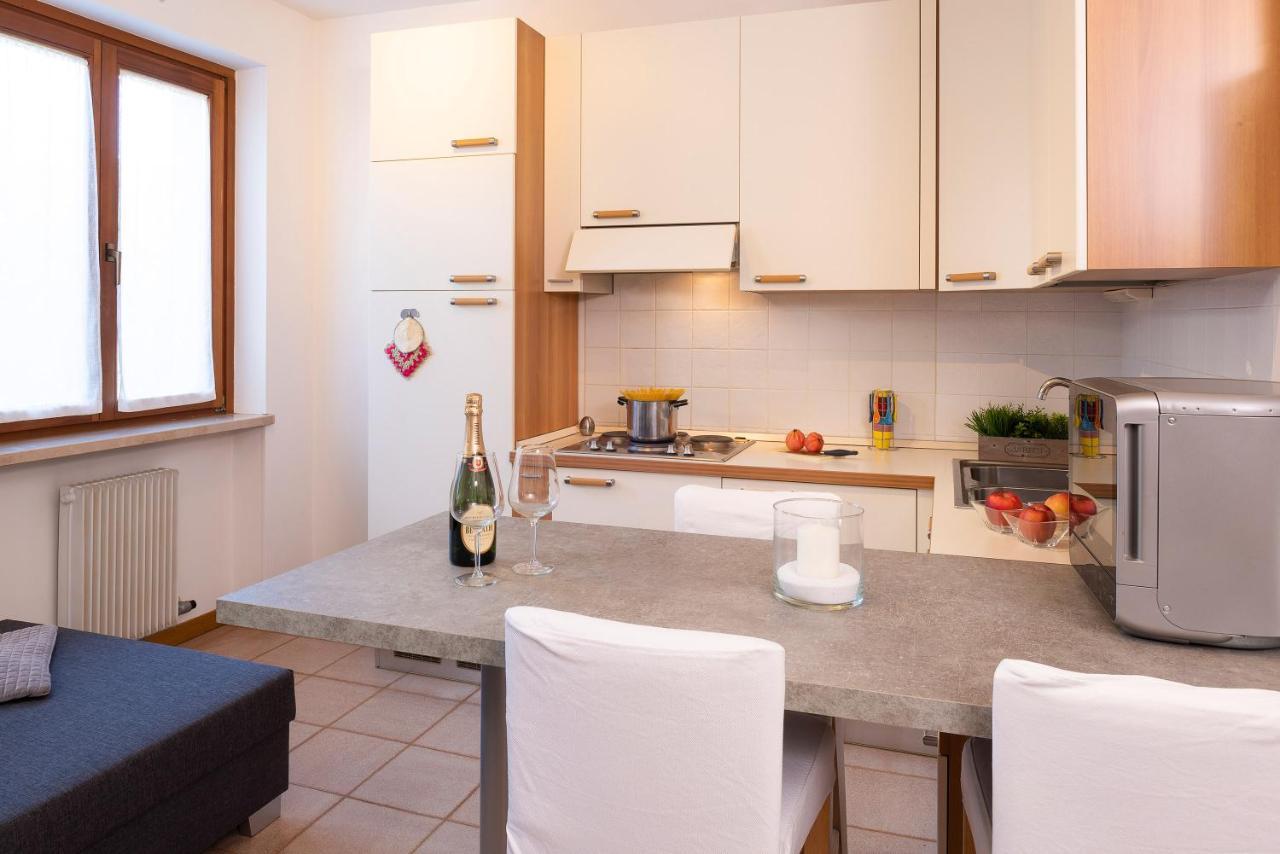 Casa Davide Apartment Бардолино Екстериор снимка
